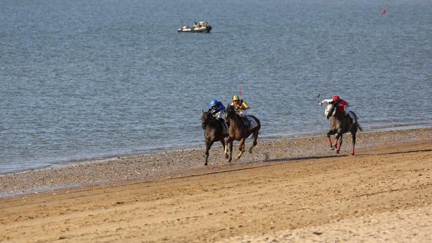 Vaclav Janacek hace historia en las Carreras de Caballos de Sanlúcar