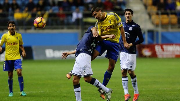 Pleno para el Cádiz CF en sus citas ligueras ante el Alcorcón