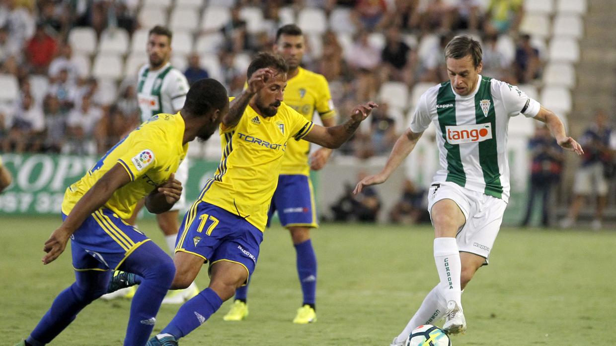 Javi Lara, uno de los dos cordobeses de la plantilla del Córdoba CF