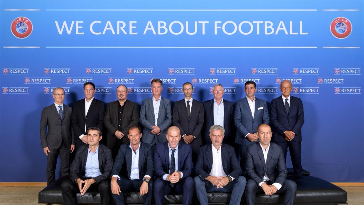 Los entrenadores presentes en el Foro