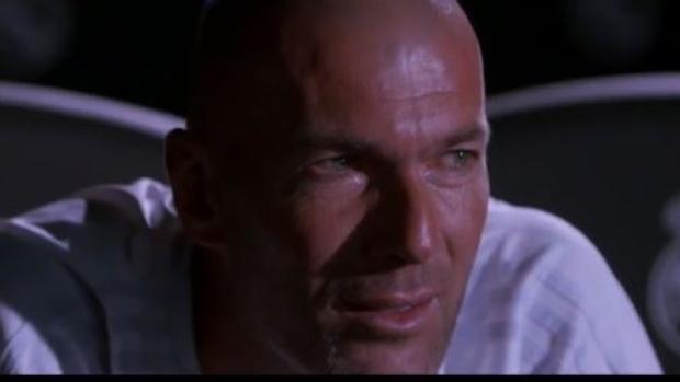 Las lágrimas de Zidane frente al vídeo de su vida