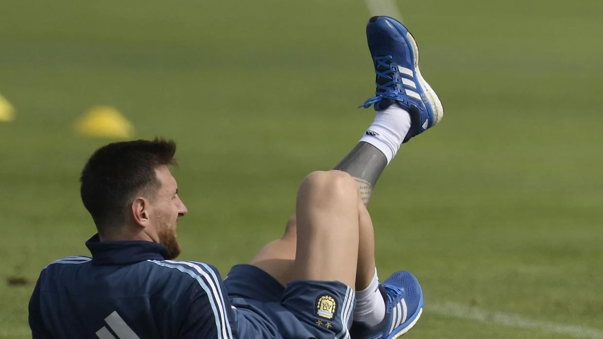 Leo Messi durante un entrenamiento con la selección argentina