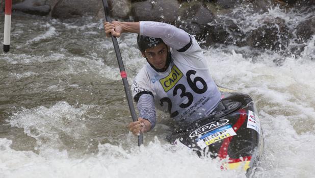 David Llorente suma un bronce al oro de Vilarrubla en la Copa del Mundo de Eslalon