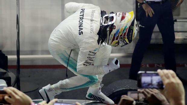 Hamilton: «¿Vettel mejor que yo? Vete a una óptica»