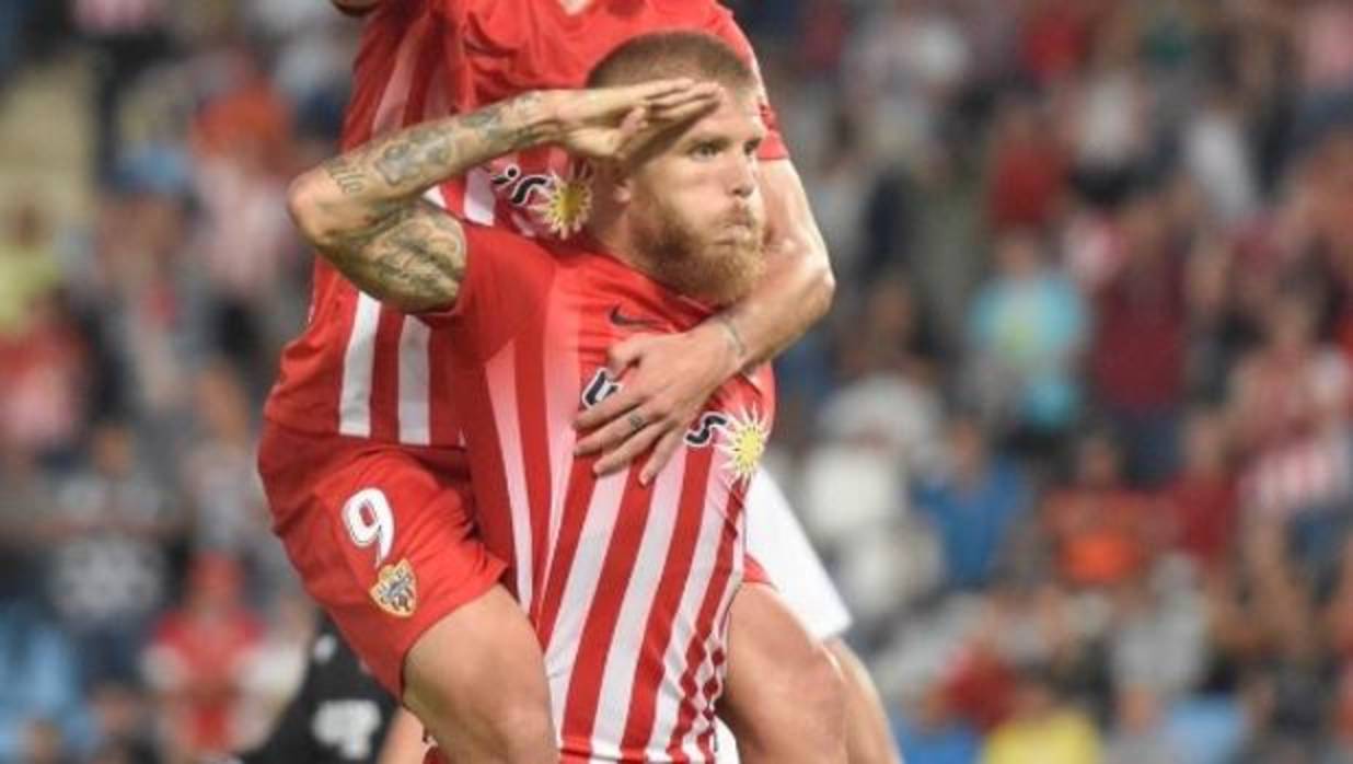Morcillo celebra su gol ante el Sevilla Atlético