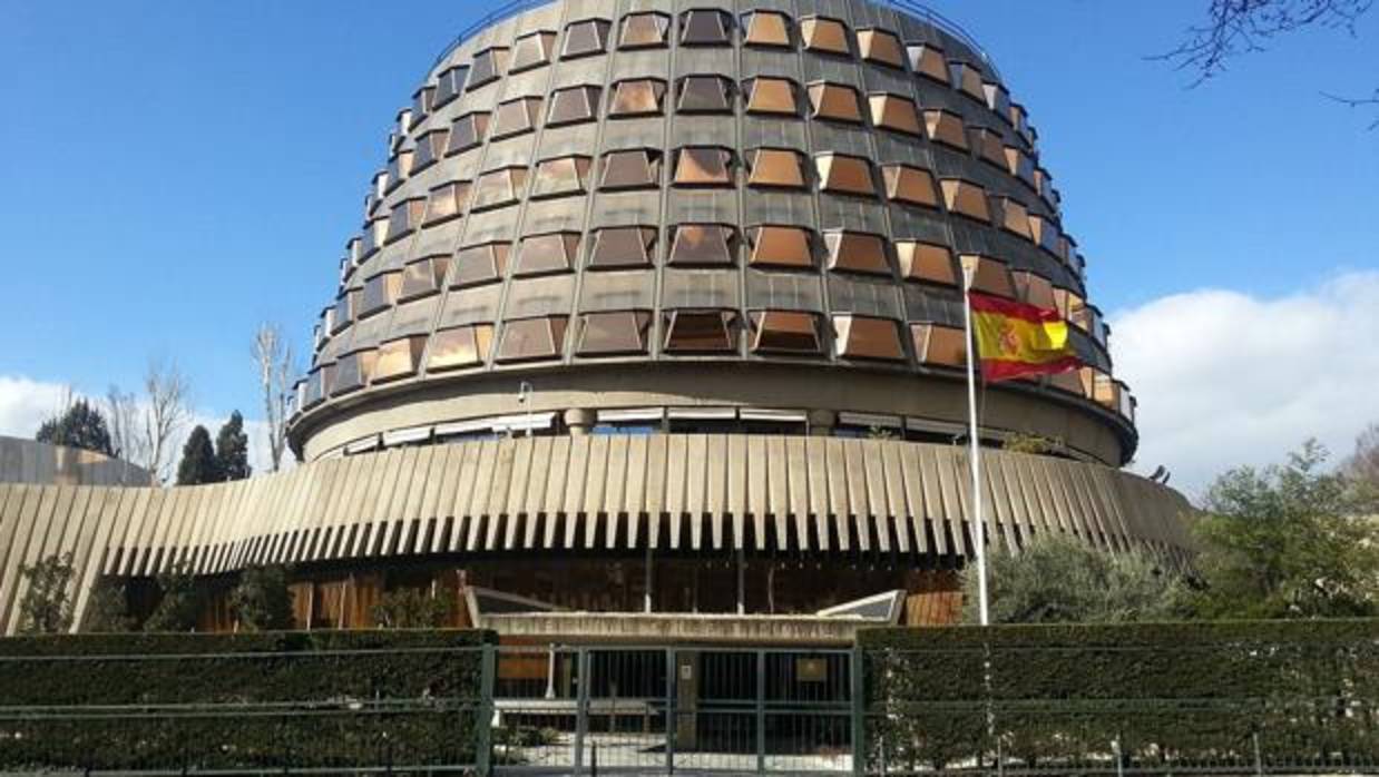 Suspendida por el TC la Ley catalana del impuesto sobre determinados “bienes de lujo”