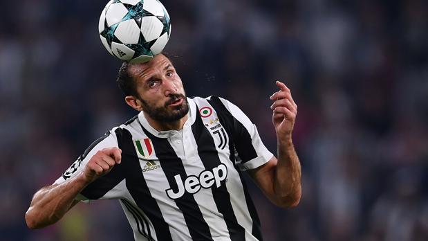 Chiellini, otra figura del fútbol que se une a la causa de Juan Mata