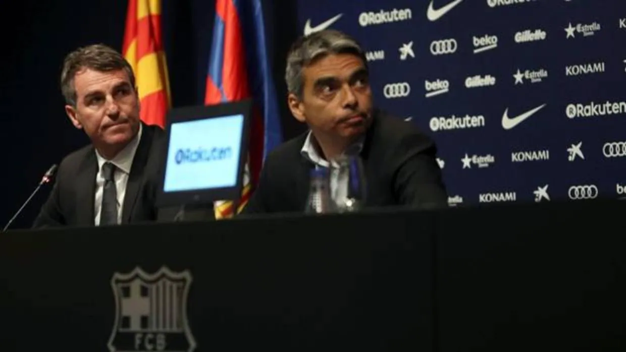 Albert Soler y Robert Fernández durante una rueda de prensa del Barcelona