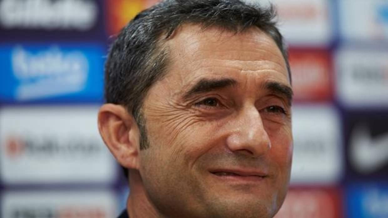 Ernesto Valverde durante la rueda de prensa