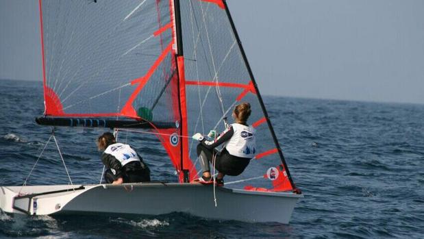 Alicia Fras y María González, campeonas de la Copa de España de 29er