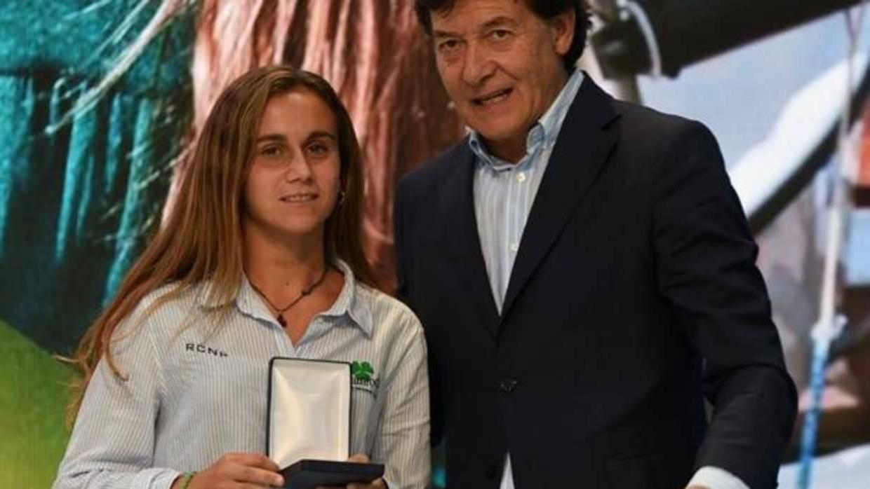 María Bover recoge el premio a la mejor deportista española en edad escolar de 2016