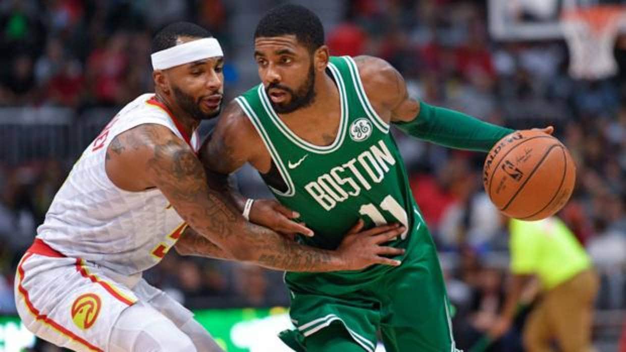 Kyrie Irving conduce un ataque de los Celtics