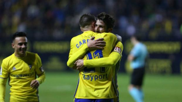 El Cádiz CF, a tres puntos del 'play off' y del Sporting