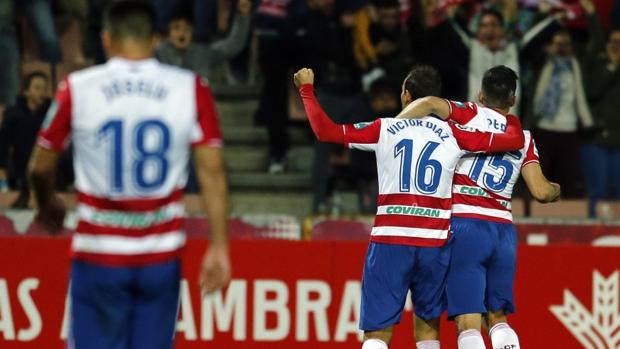 Pedro da los puntos al Granada en el 93