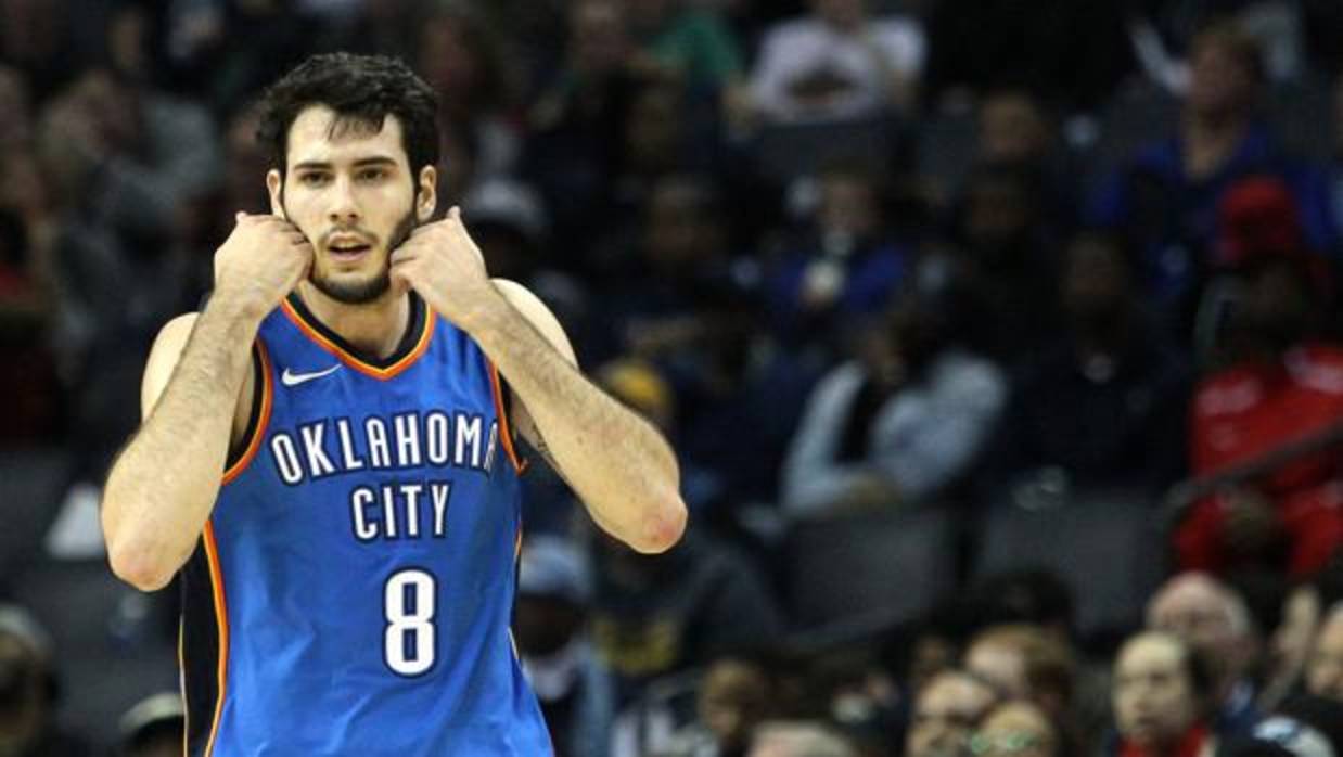 Álex Abrines, durante el Grizzlies-Thunder en el FedEx Forum de Memphis