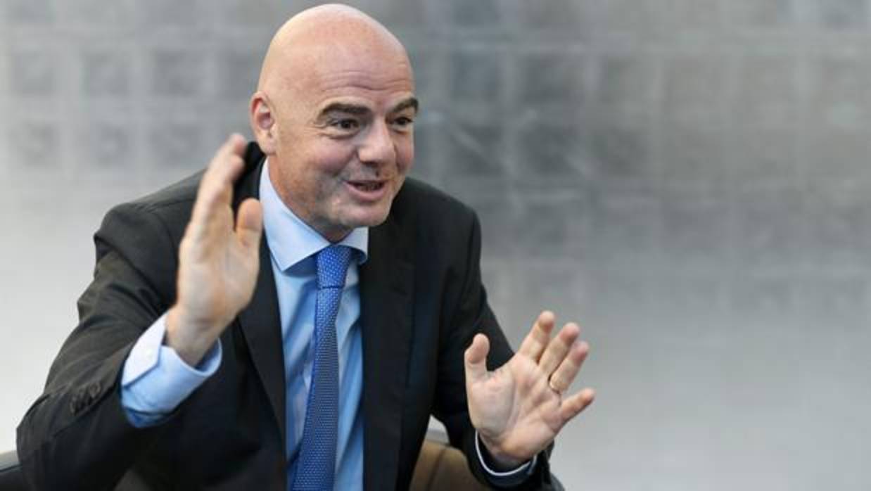 Infantino descarta que Italia pueda ir al Mundial