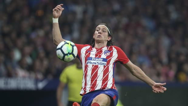Filipe Luis, con una lesión muscular, duda para la Copa