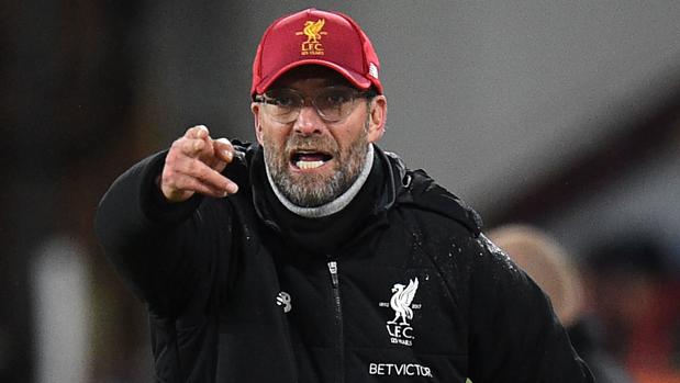 Klopp «pasa» de Nike y el Barça