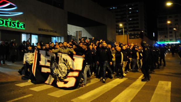 Incidentes antes del partido entre el Cádiz CF y el Sevilla FC