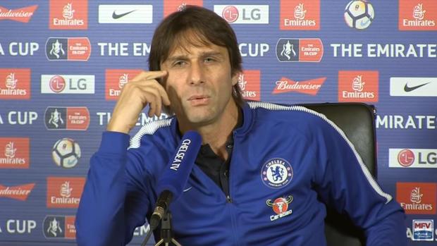 Conte acusa a Mourinho de tener «demencia senil»