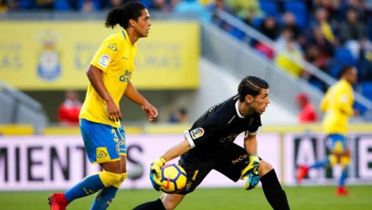 Paco Jémez se estrena en la Liga con derrota