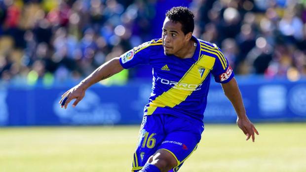 Lucas, baja ante el Lugo por acumulación de amarillas