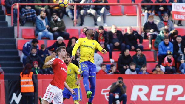 El Cádiz no pasa del empate frente al Nástic