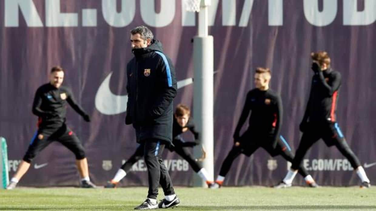 Valverde durante el entrenamiento del Barcelona