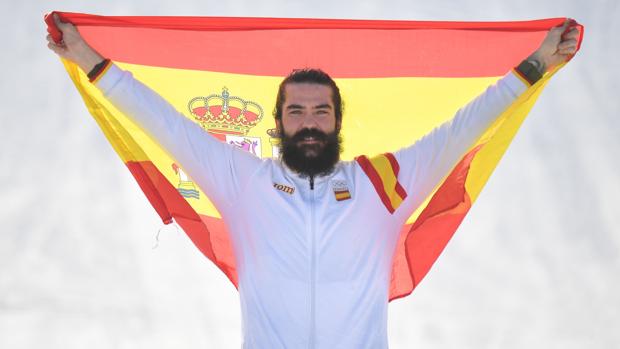 Regino Hernández, del balonmano al bronce