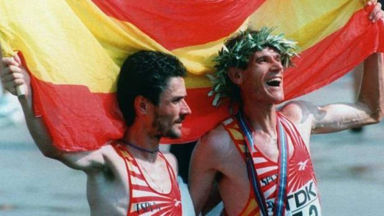 Los dos atletas llevando a España a lo más alto