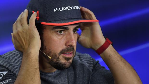 Fernando Alonso: «El nuevo coche es genial y muy bonito»