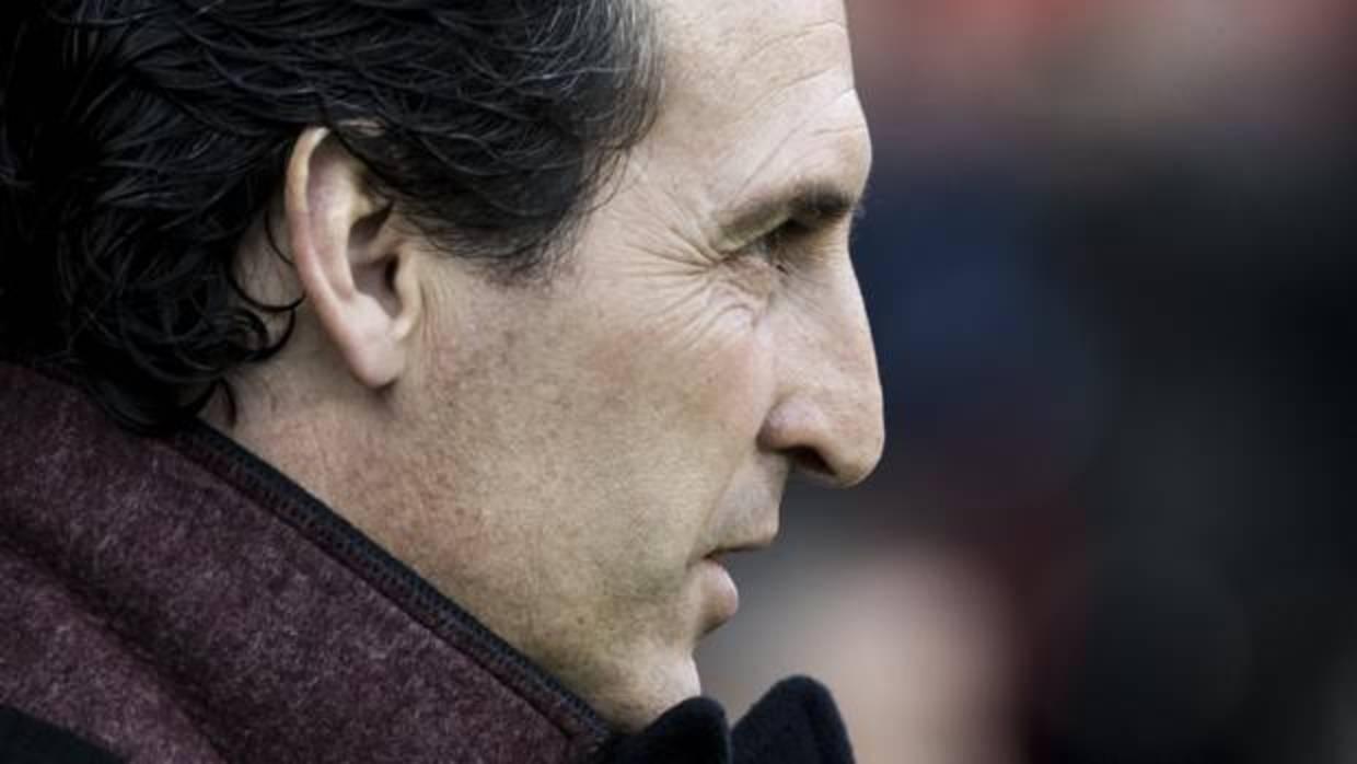 Unai Emery durante el partido contra el Estrasburgo este fin de semana