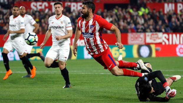 Primer penalti a favor del Atlético en La Liga