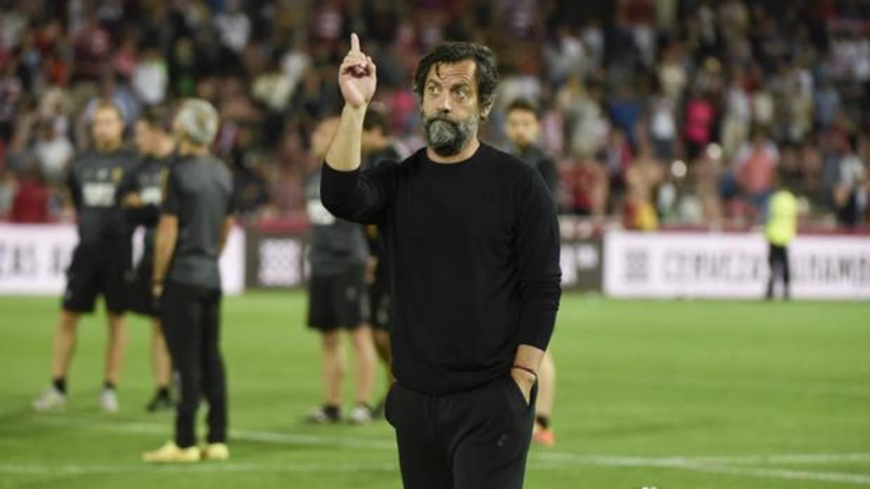 Quique Sánchez Flores antes de un partido