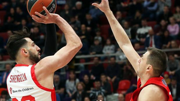 El Baskonia supera al Khimki y se asoma al Top 8 de la Euroliga