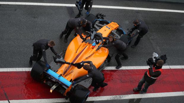 Boullier: «El coche va bien, La aerodinámica, también; El resto es secreto»