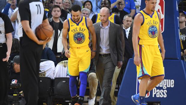 Miedo en los Warriors por una nueva lesión de tobillo de Stephen Curry