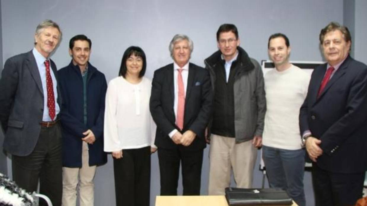 Mª Luz Lastras, alcaldesa de San Martín de Valdeiglesias junto Guillermo Poyán y Ángel Luis García, alcalde de Guadalix