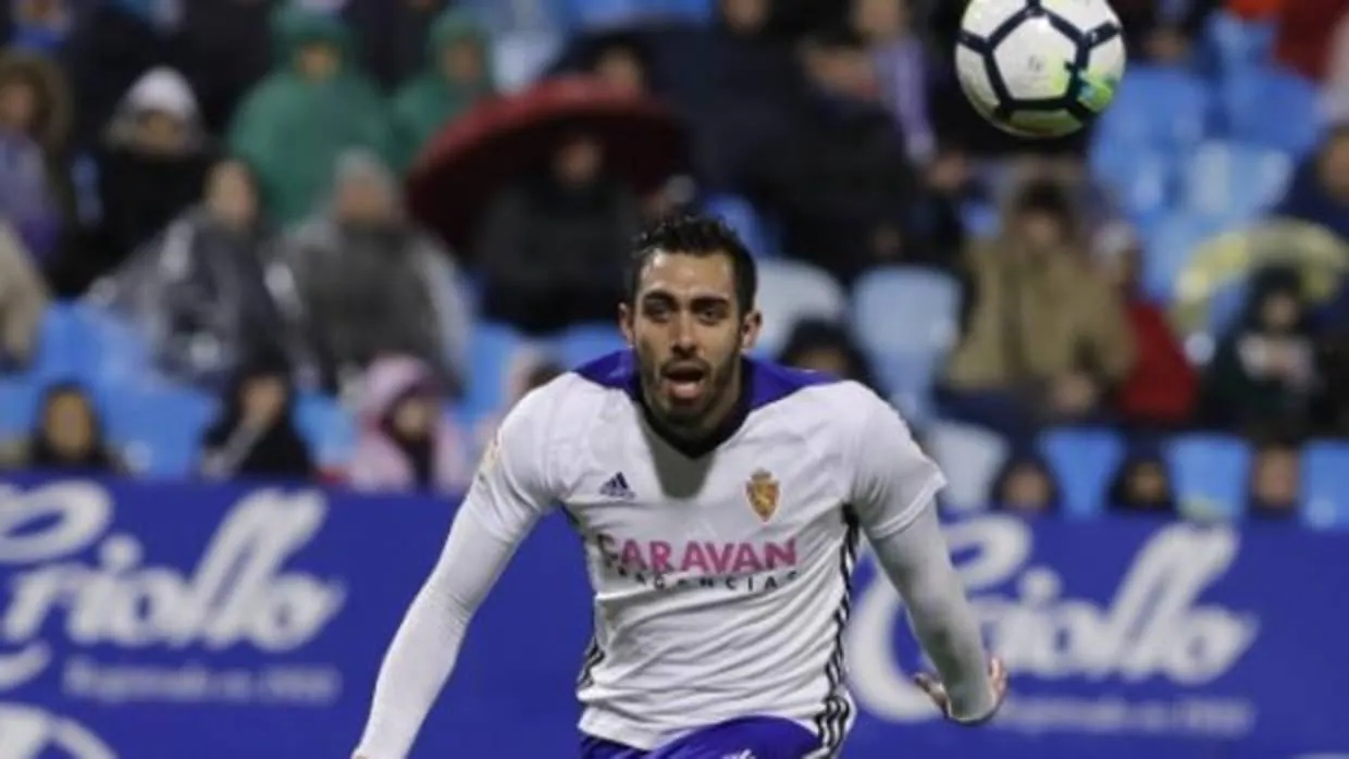 El Zaragoza logra su quinta victoria consecutiva frente al Lorca