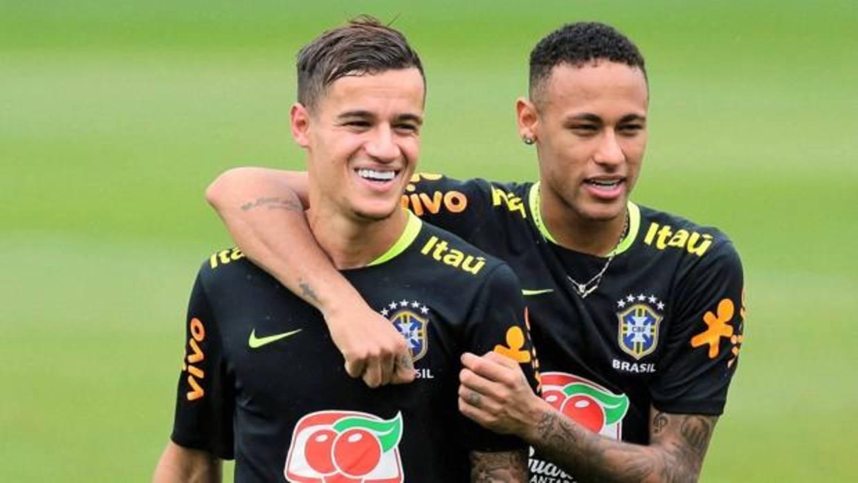 Neymar y Coutinho con la selección de Brasil