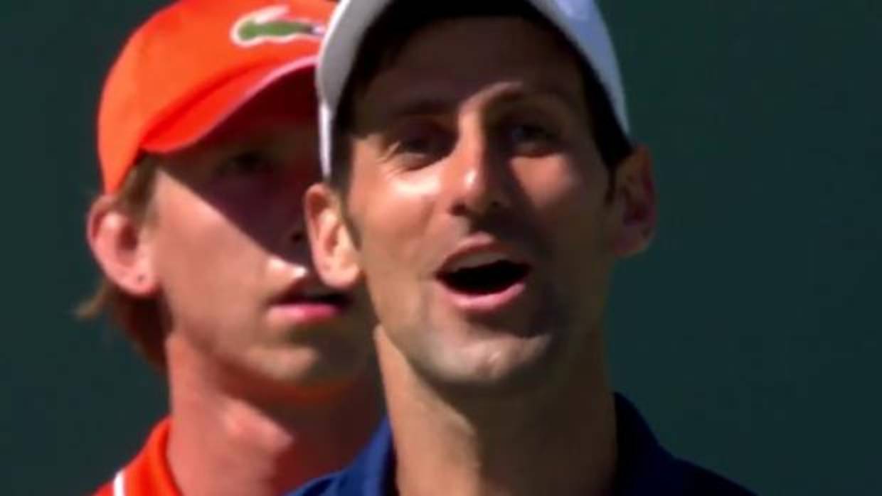 Las risas de Djokovic y Paire por un error del juez de silla