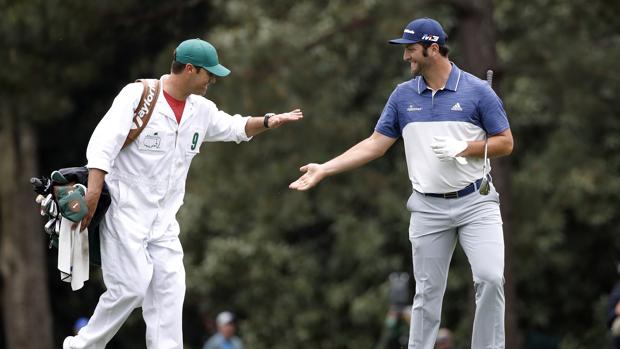 Jon Rahm (-8) se mete en la pelea