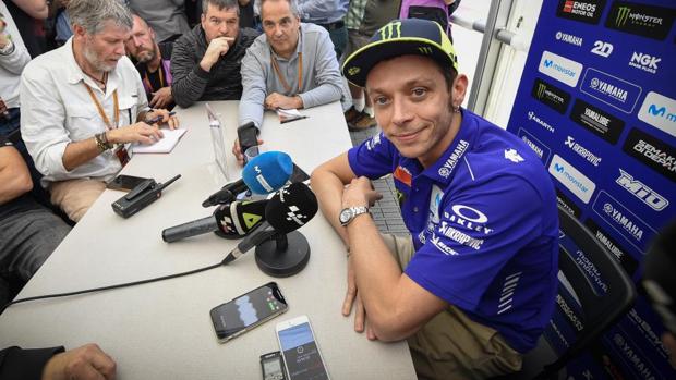 Rossi: «¿Hablar con Márquez? Es un poco pronto»