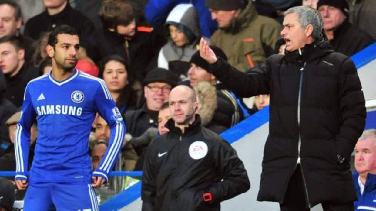 Mourinho y Salah en sus etapas en el Chelsea