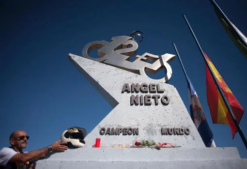 El recuerdo de Ángel Nieto: Un emblema inmortal en Jerez