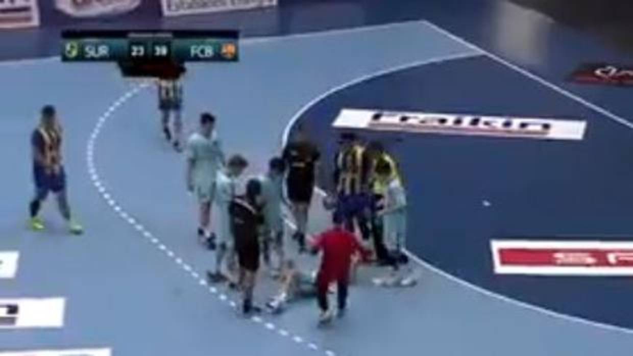 El deportivo gesto de un juvenil que conmueve al mundo del balonmano