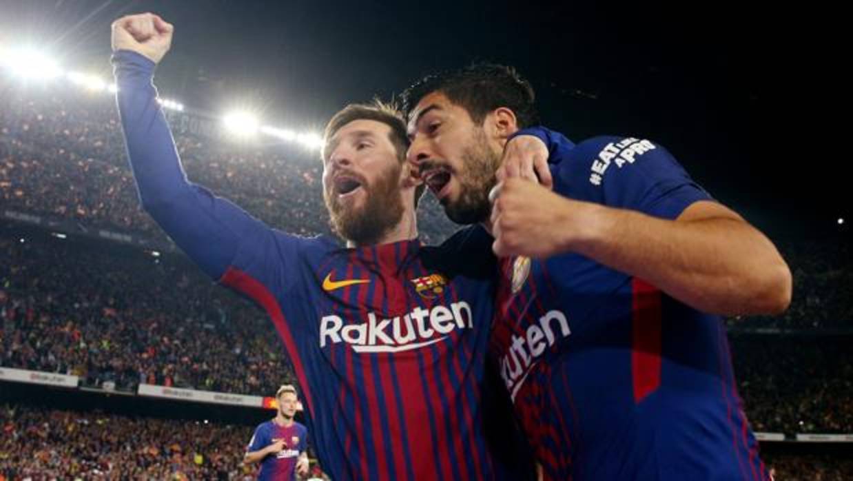 Messi y Suárez celebran un gol del Barça