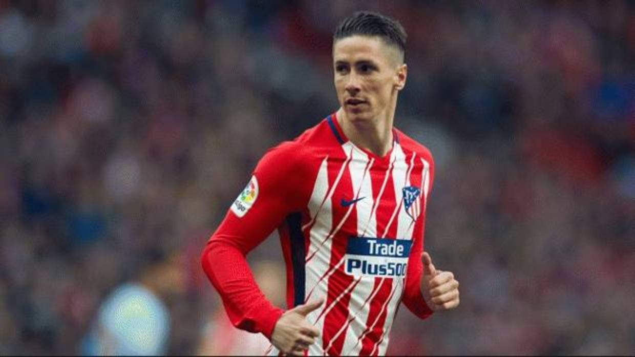 Torres se regala un doblete en su fiesta de despedida