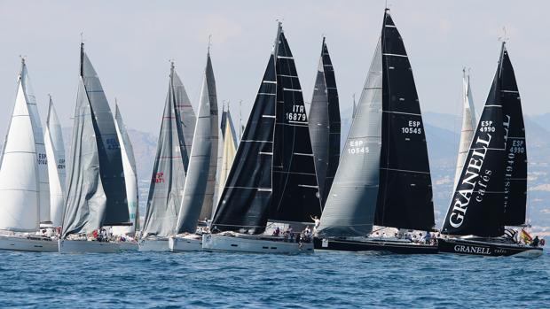 La flota del Peñón de Ifach puso rumbo a Formentera