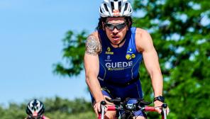 Guede, en una prueba de triatlón